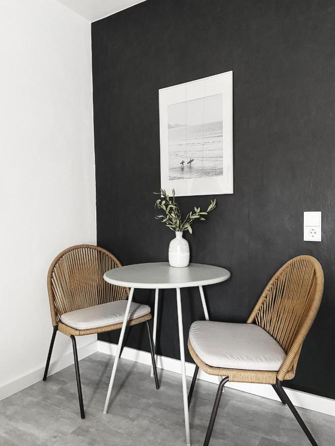 Seaside Rooms - Zentrales Design-Apartment Mit Balkon & Parkplatz - 2 Minuten Zum Strand تيميندورفير ستراند المظهر الخارجي الصورة