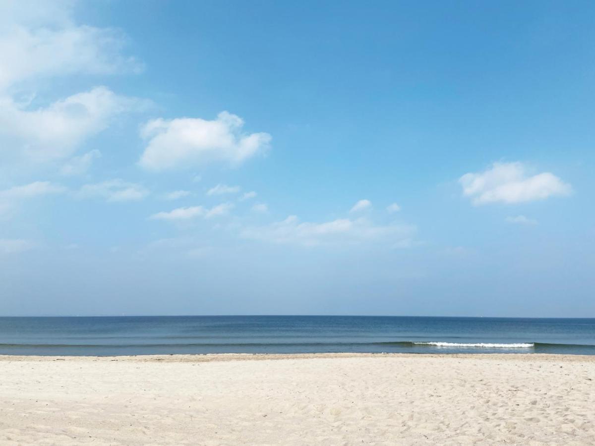 Seaside Rooms - Zentrales Design-Apartment Mit Balkon & Parkplatz - 2 Minuten Zum Strand تيميندورفير ستراند المظهر الخارجي الصورة