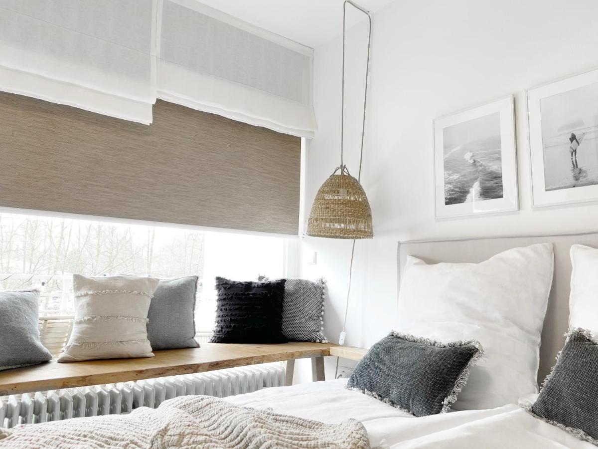 Seaside Rooms - Zentrales Design-Apartment Mit Balkon & Parkplatz - 2 Minuten Zum Strand تيميندورفير ستراند المظهر الخارجي الصورة
